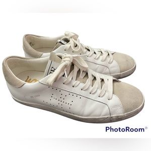 Sam Edelman Aubrie White Leather Sneakers EUC size 7.5 run big Worn-in look